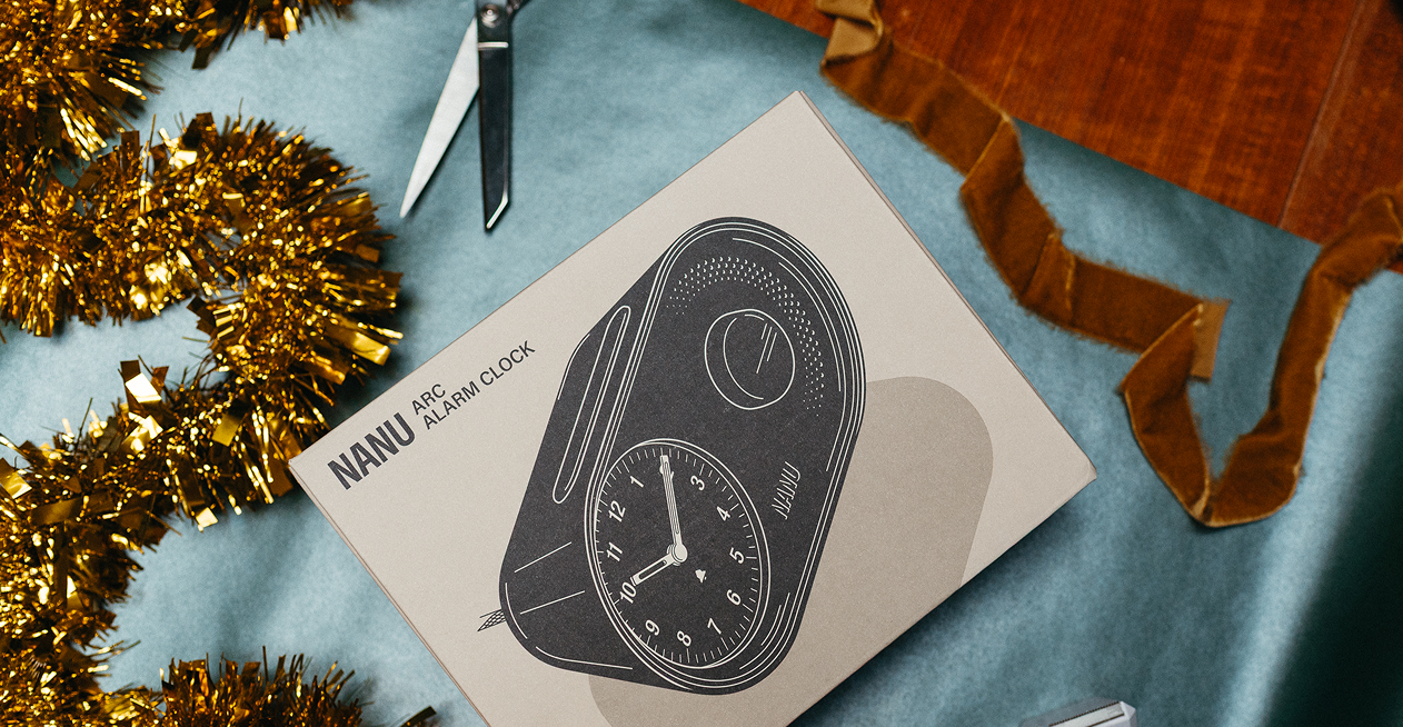 Wrapping Arc Alarm Clock